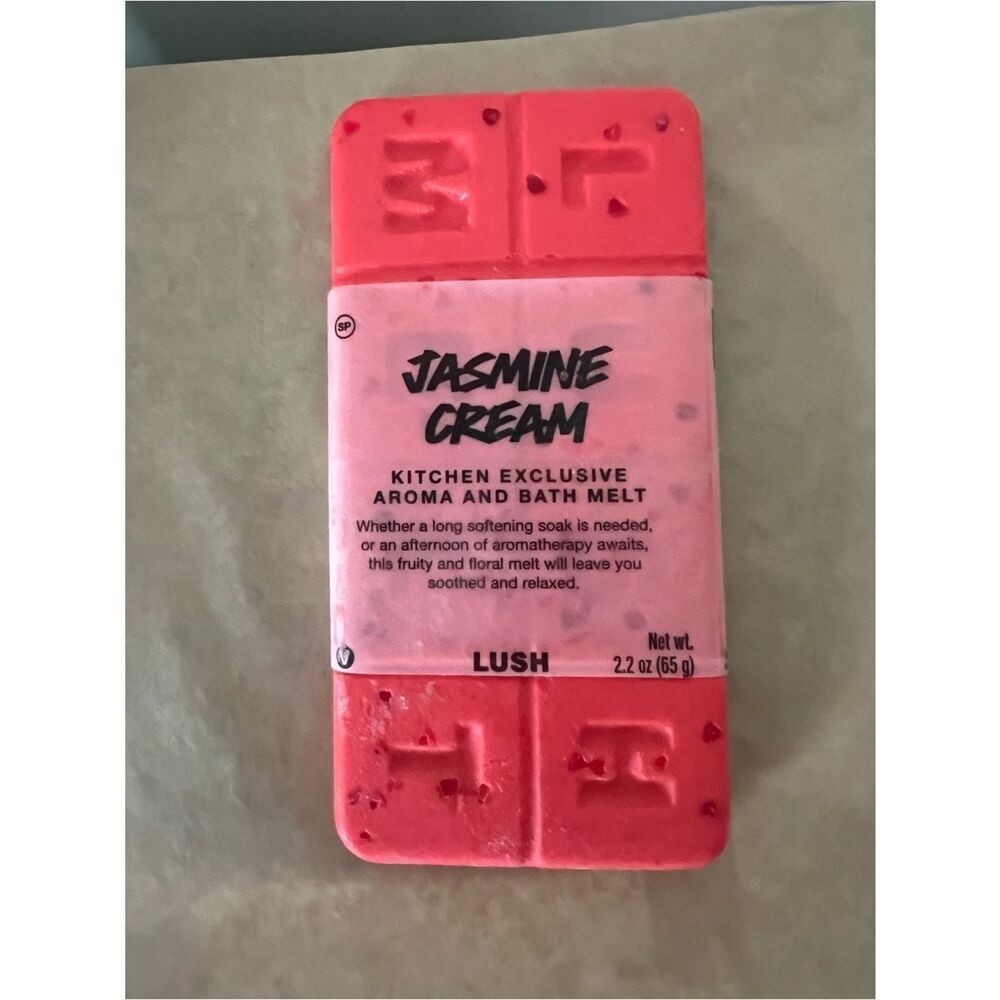 Lush Jasmine Cream Aroma and Bath Melt - Kitchen Exclusive BRAND NEW